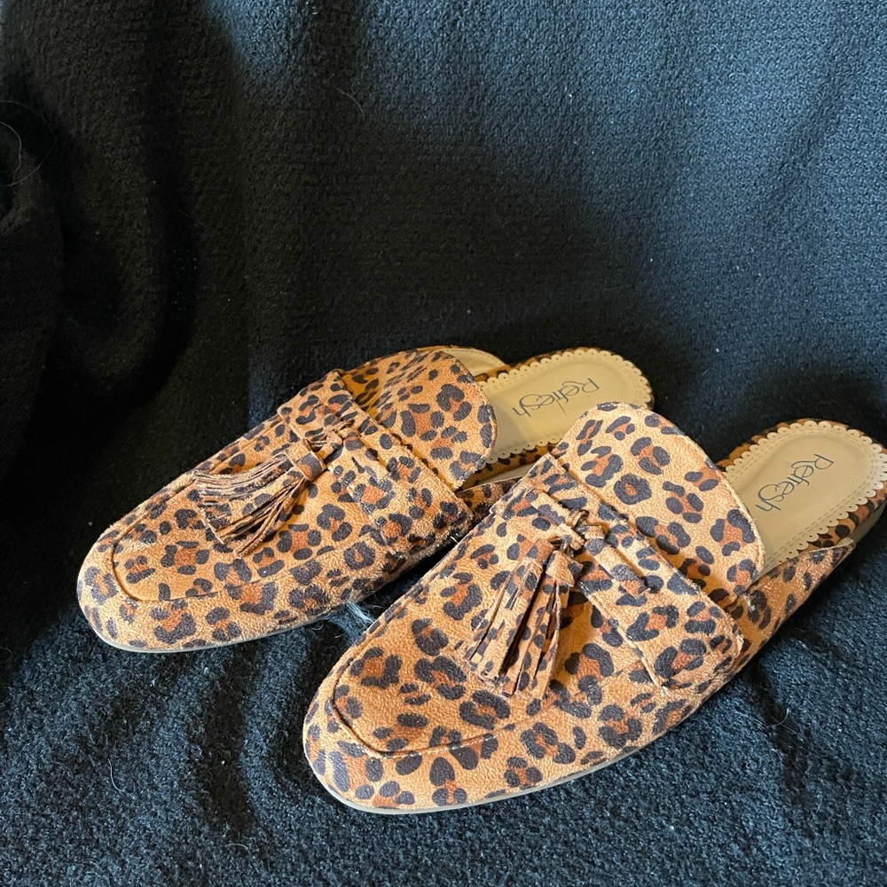 Cheetah print Mules